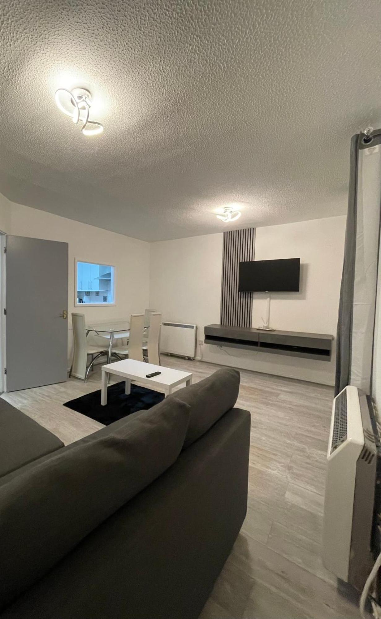 Cardiff Bay Apartment With Parking Ngoại thất bức ảnh
